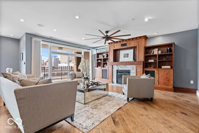 $875,000 | 333 Massachusetts Avenue, Unit 507, Indianapolis, IN 46204