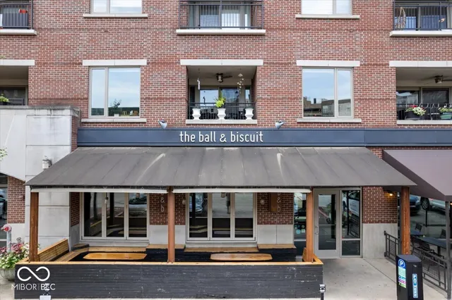 $875,000 | 333 Massachusetts Avenue, Unit 507, Indianapolis, IN 46204