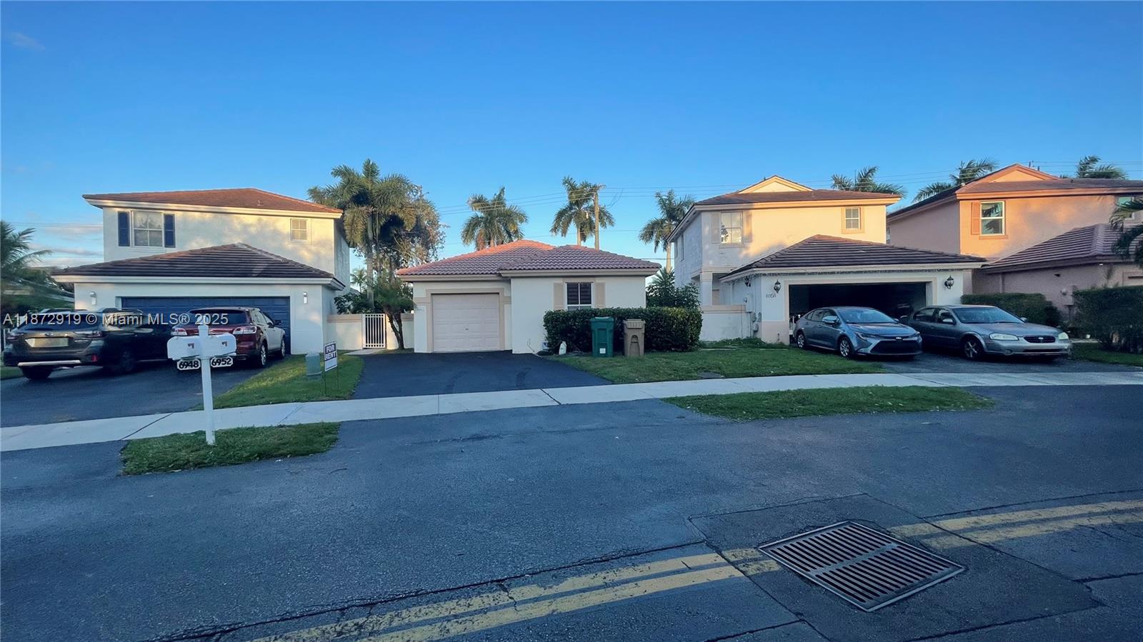 6952 Southwest 148 Lane Davie, FL 33331 - Photo 20 of 100