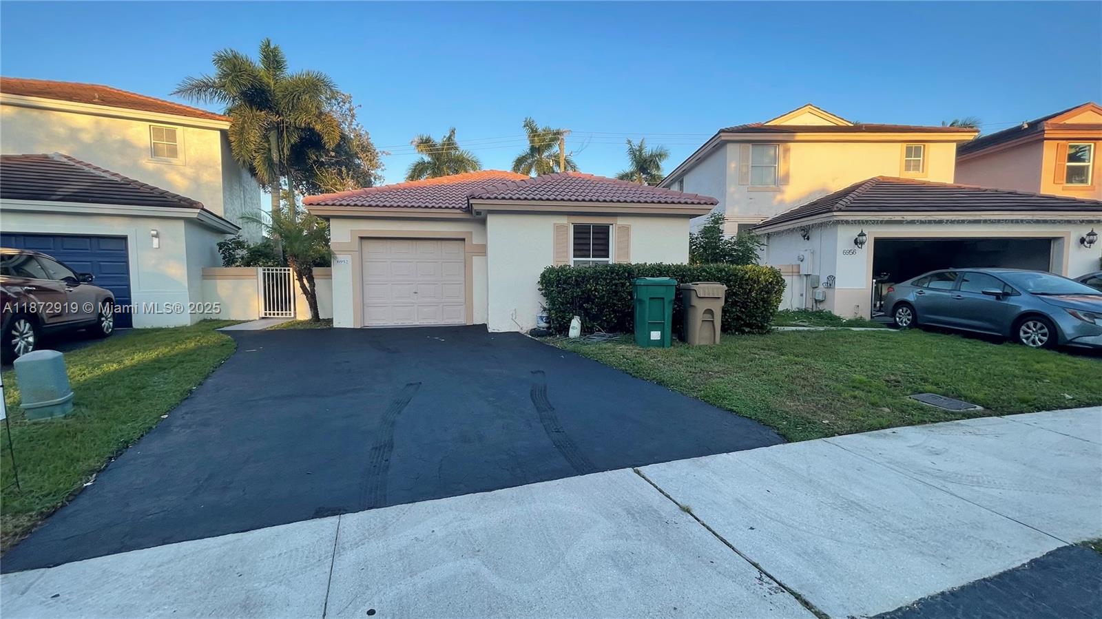 6952 Southwest 148 Lane Davie, FL 33331 - Photo 37 of 100