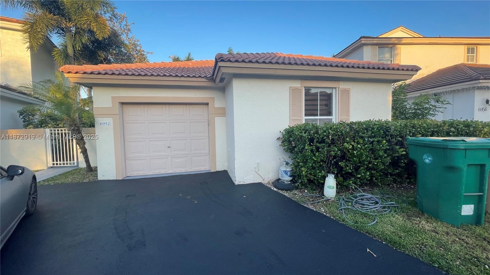 6952 Southwest 148 Lane Davie, FL 33331 - Photo 56 of 100