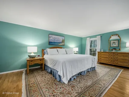 $899,990 | 40 Kings Cross Drive, Lincolnshire, IL 60069