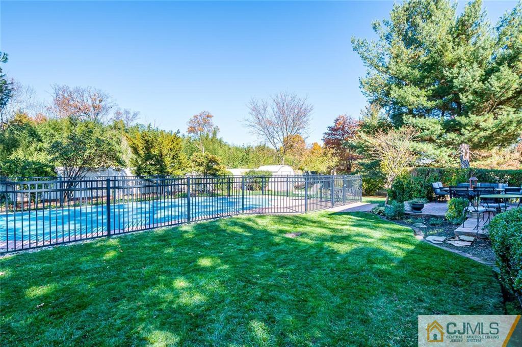 14 Boxwood Road Piscataway, NJ 08854 - Photo 45 of 55 Gallery Image 45
