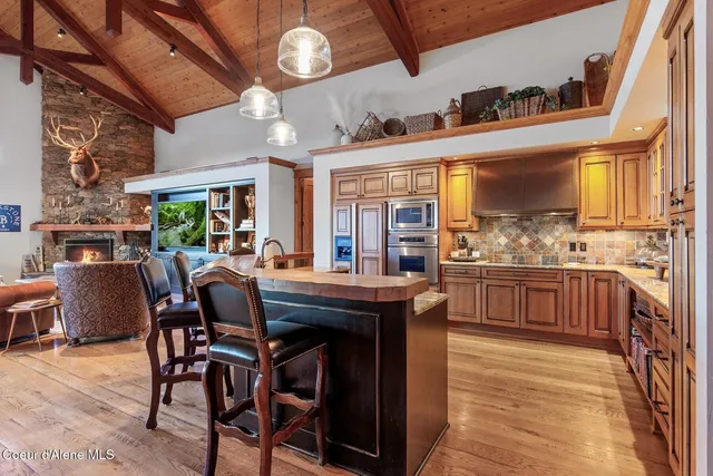 $3,995,000 | 5828 West Onyx Circle, Coeur D'Alene, ID 83814