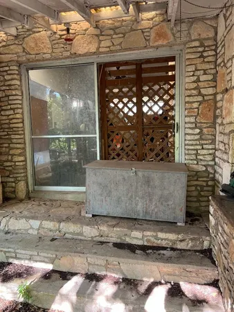 a view of outdoor space