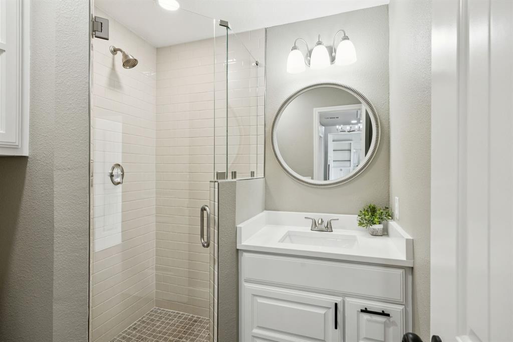 1317 Meandering Way Rockwall, TX 75087 - Photo 5 of 18