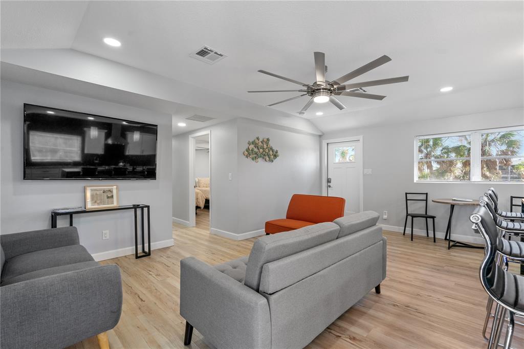 2476 North Beach Road Englewood, FL 34223 - Photo 23 of 58 Gallery Image 23