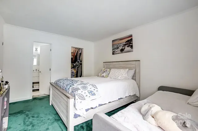 $145,000 | 4816 Spring Lake Drive, Unit B, Charlotte, NC 28212