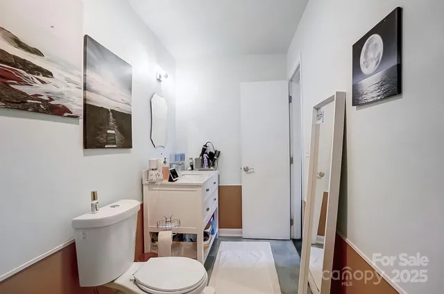 $145,000 | 4816 Spring Lake Drive, Unit B, Charlotte, NC 28212