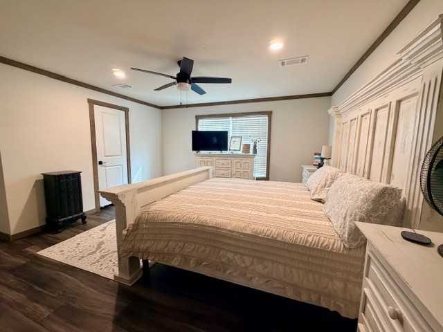 703 Spur 699 Center, TX 75935 - Photo 12 of 19