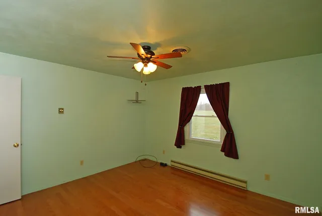 $210,000 | 11105 Woodhaven Drive, Hanna City, IL 61536