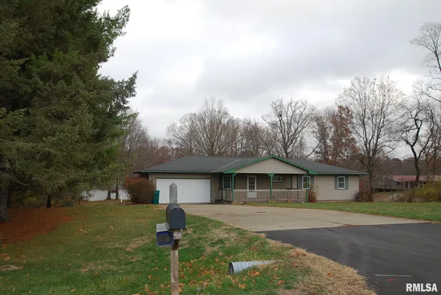 $210,000 | 11105 Woodhaven Drive, Hanna City, IL 61536