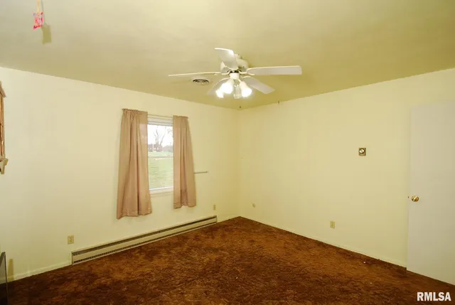 $210,000 | 11105 Woodhaven Drive, Hanna City, IL 61536