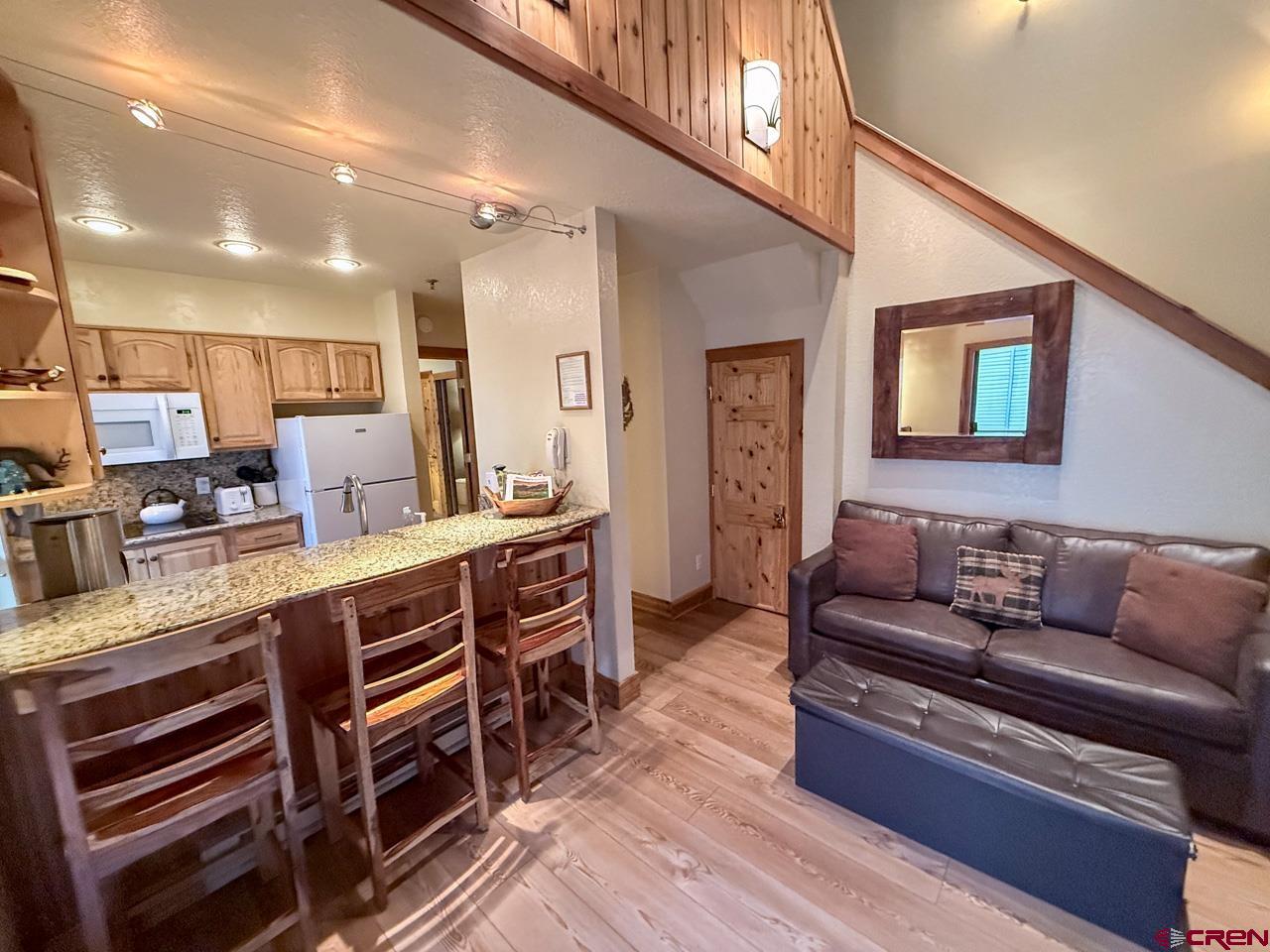 11 Emmons Road, Unit 422 Crested Butte, CO 81225 - Photo 5 of 18 Gallery Image 5