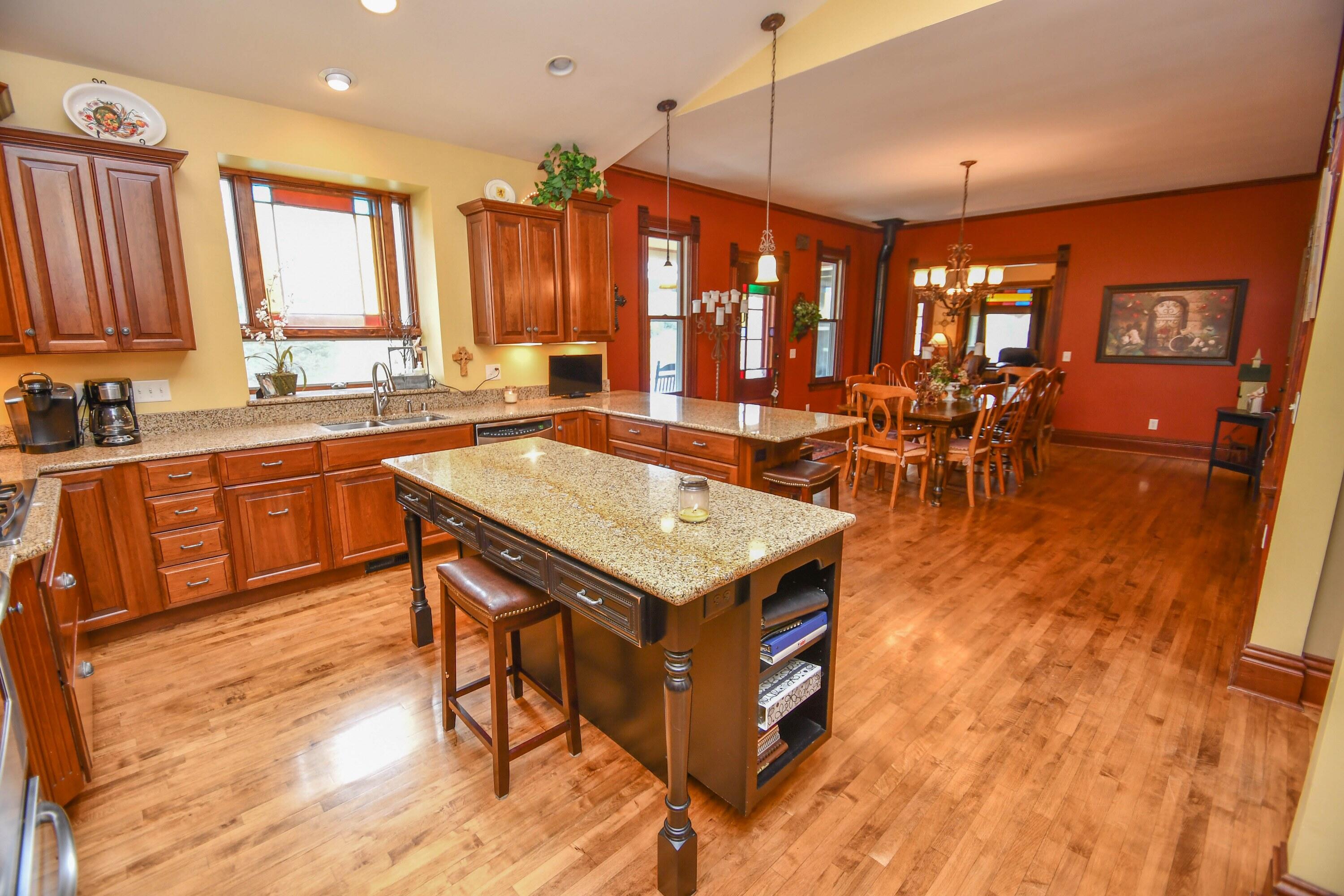823 East Brandybrook Road Wales, WI 53183 - Photo 11 of 70 DSC_3412_3000x2000