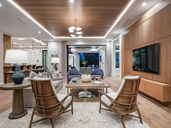 $17,950,000 | 1795 Gordon Drive, Naples, FL 34102