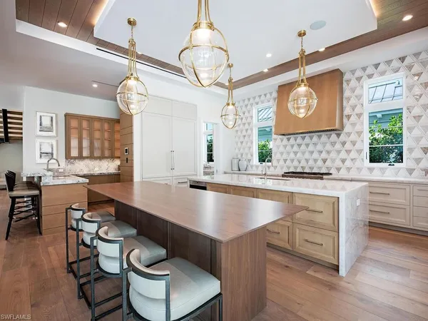 $17,950,000 | 1795 Gordon Drive, Naples, FL 34102