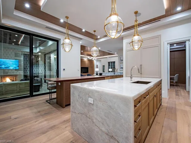 $19,995,000 | 1795 Gordon Drive, Naples, FL 34102