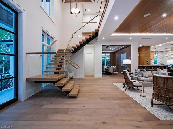 $17,950,000 | 1795 Gordon Drive, Naples, FL 34102