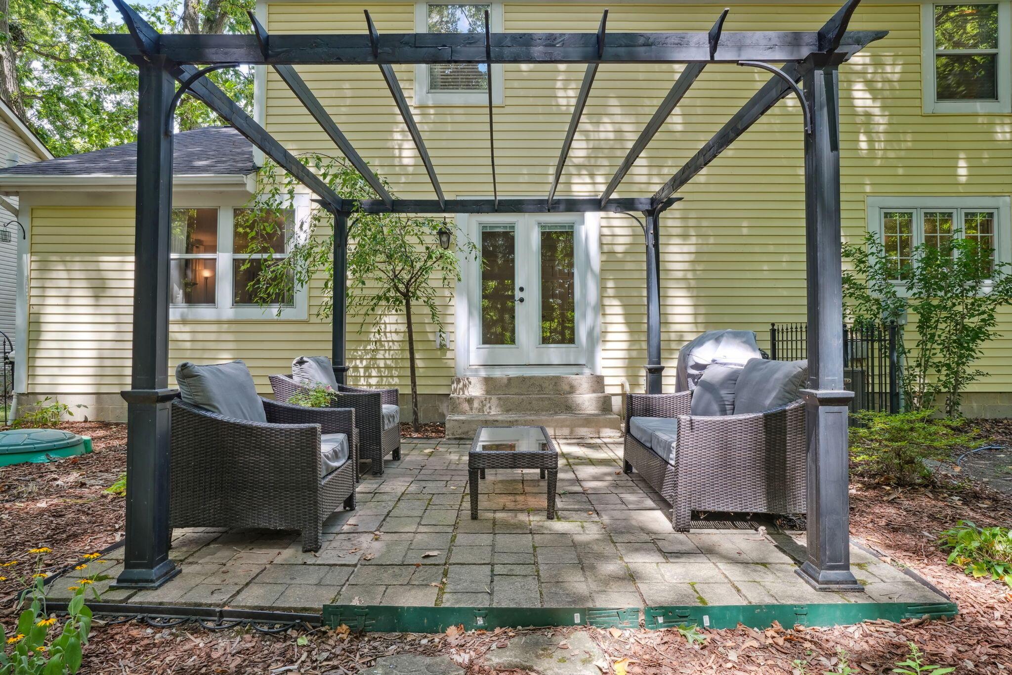 822 Lindenhaven Road Columbus, OH 43230 - Photo 53 of 58 Patio