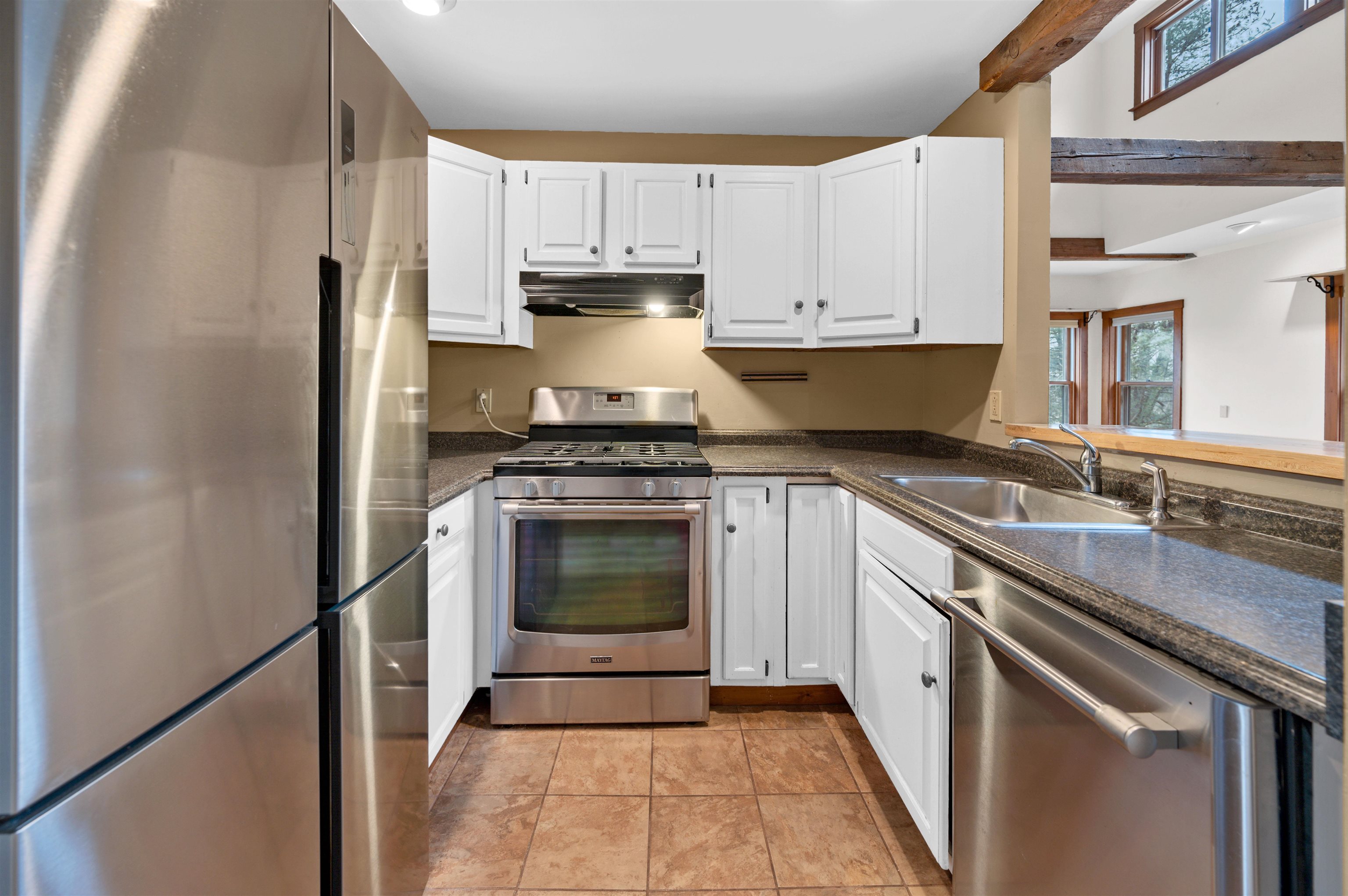 263 Carroll Road, Unit 2 Fayston, VT 05673 - Photo 8 of 36 Gallery Image 8