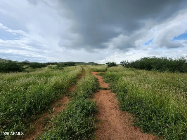 $7,500,000 | 10632 North Double U Ranch Road, Elfrida, AZ 85610