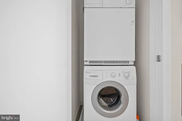 $524,900 | 1939 12th Street Northwest, Unit 203, Washington, DC 20009