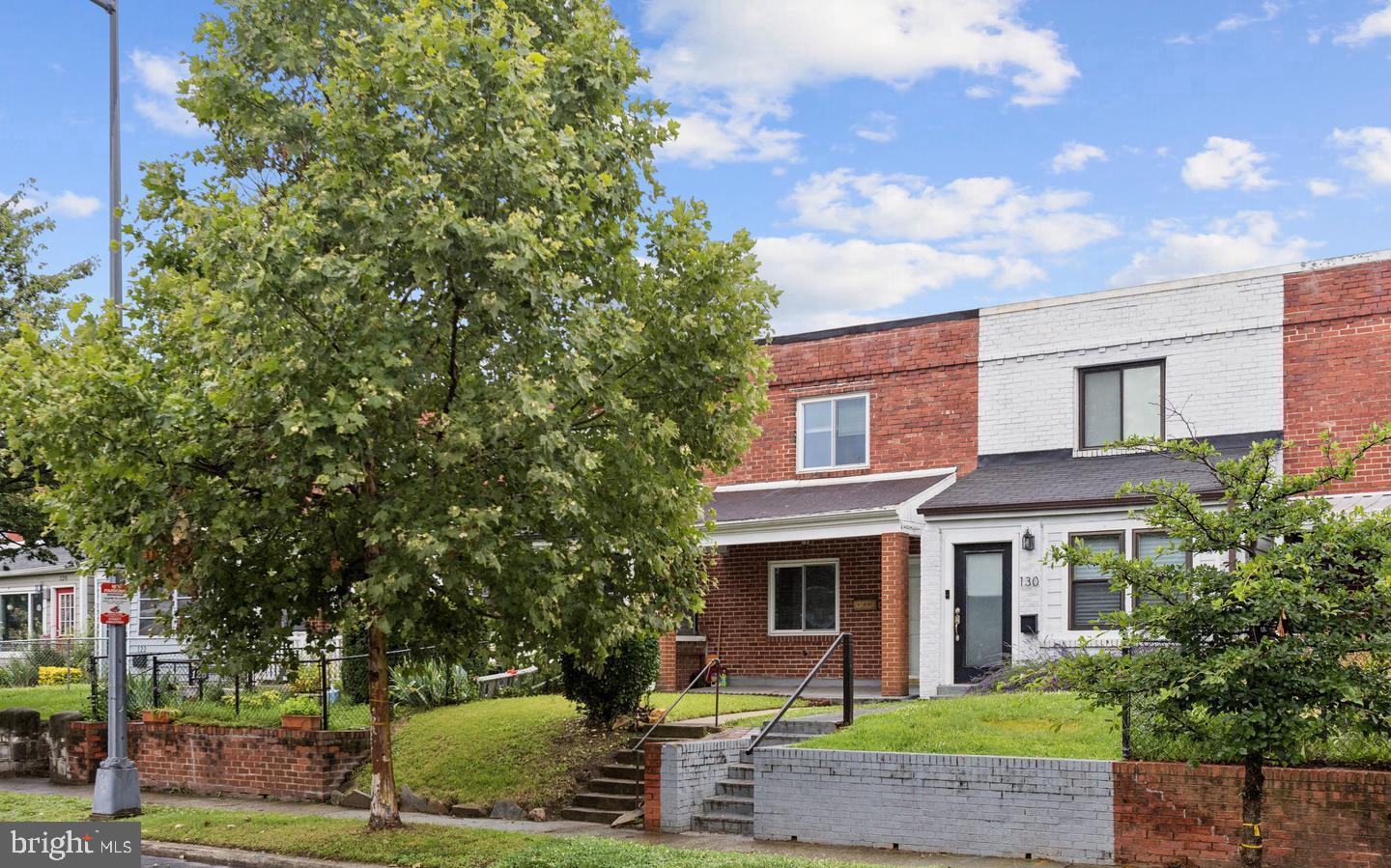 128 33rd Street Northeast Washington, DC 20019 - Photo 2 of 29