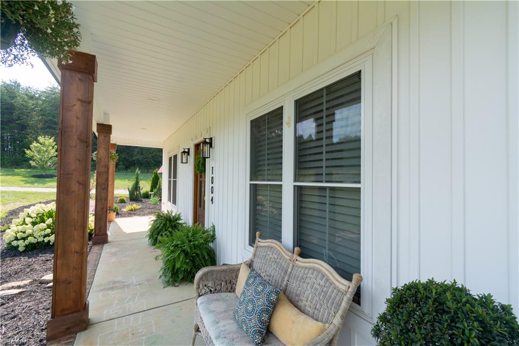 1004 Tilley Farm Road Pinnacle, NC 27043 - Photo 3 of 45 Gallery Image 3