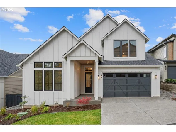 $899,900 | 760 North V Street, Washougal, WA 98671