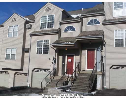 794 Oronoke Road, Unit 15 Waterbury, CT 06708 - Photo 1 of 1 a front view of a house
