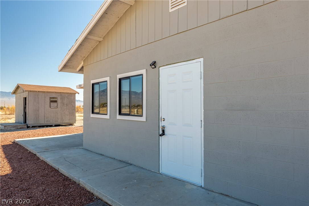 3611 Stephanie Road Pahrump, NV 89060 - Photo 4 of 32 Gallery Image 4