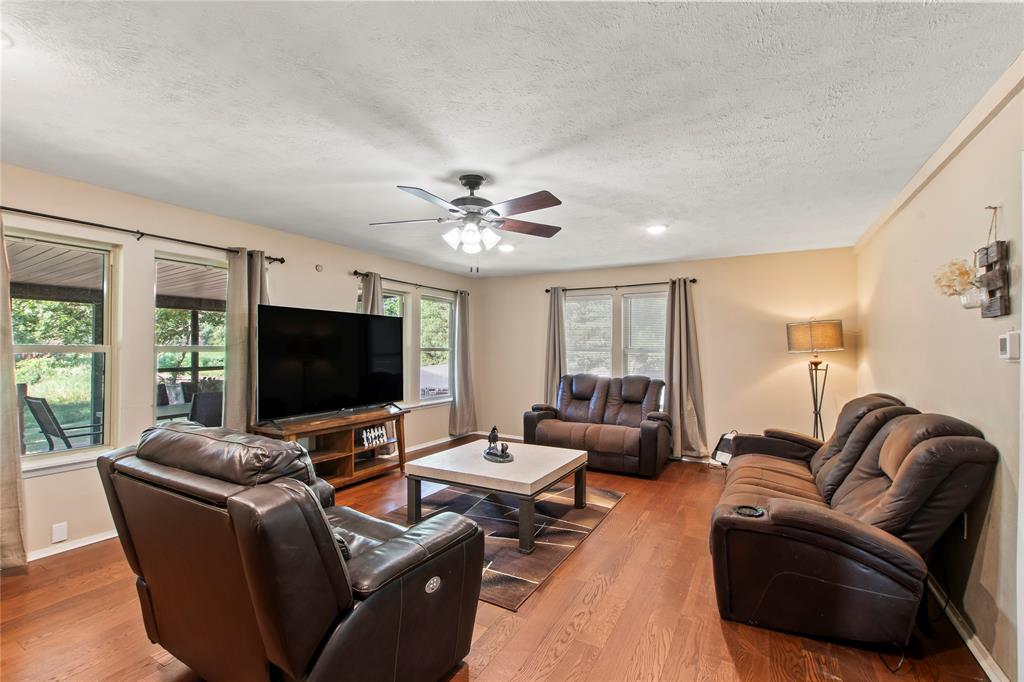 335 Running Brook Road Mabank, TX 75156 - Photo 7 of 21