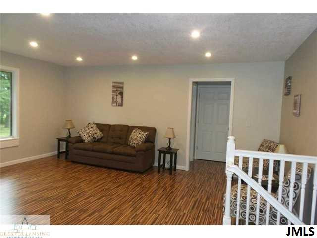 544 South Eifert Road Mason, MI 48854 - Photo 5 of 24 Photo 5