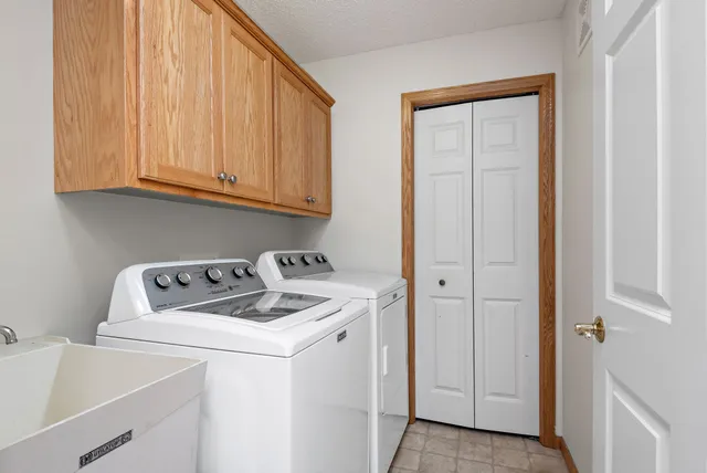 $235,000 | 5651 Lambert Avenue Northeast, Albertville, MN 55301