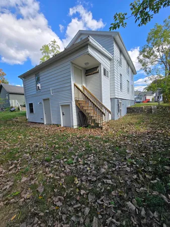 $189,500 | 64 Union Street, Hillsdale, MI 49242