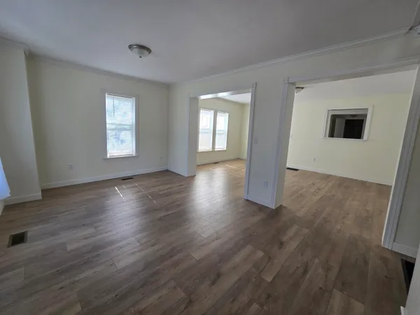 $189,500 | 64 Union Street, Hillsdale, MI 49242