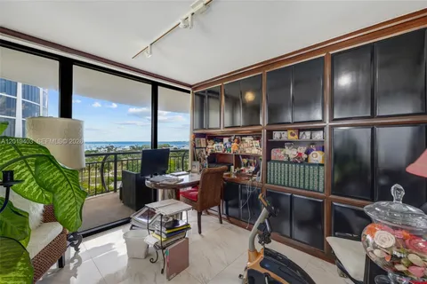 $1,750,000 | 2843 South Bayshore Drive, Unit 11F, Miami, FL 33133