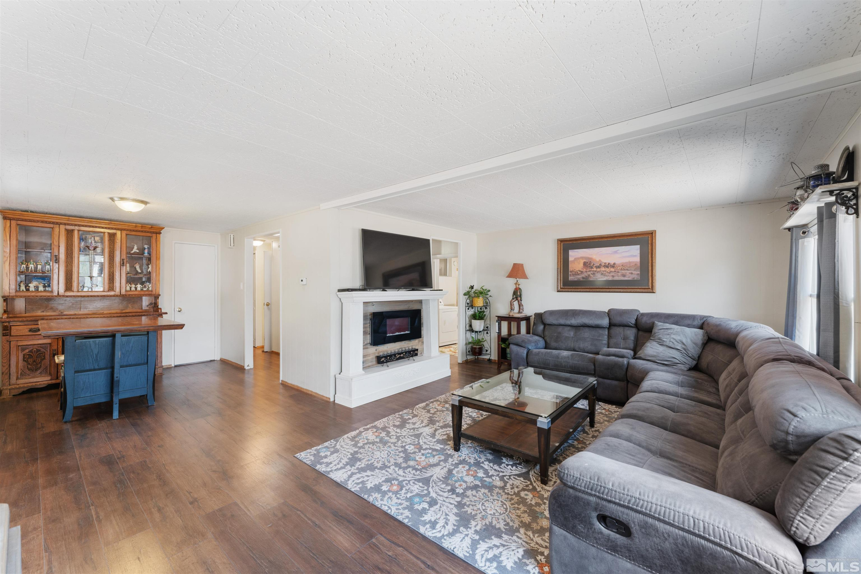 467 Magnolia Way Reno, NV 89506 - Photo 3 of 40 Photo 3