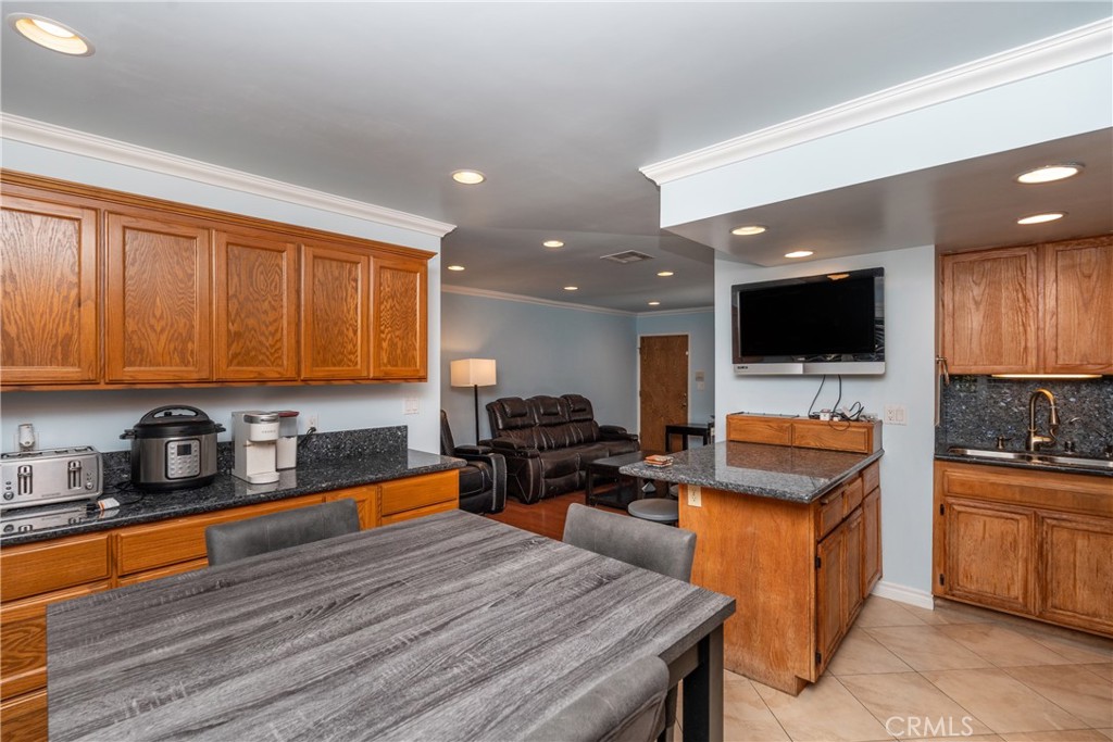 4345 154th Street, Unit 10 Lawndale, CA 90260 - Photo 4 of 22