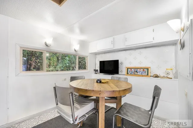 $165,000 | 209 Lakeview Drive, Irwin, ID 83428