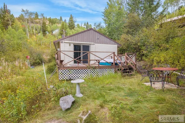 $165,000 | 209 Lakeview Drive, Irwin, ID 83428