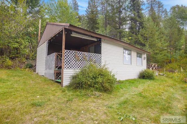 $165,000 | 209 Lakeview Drive, Irwin, ID 83428