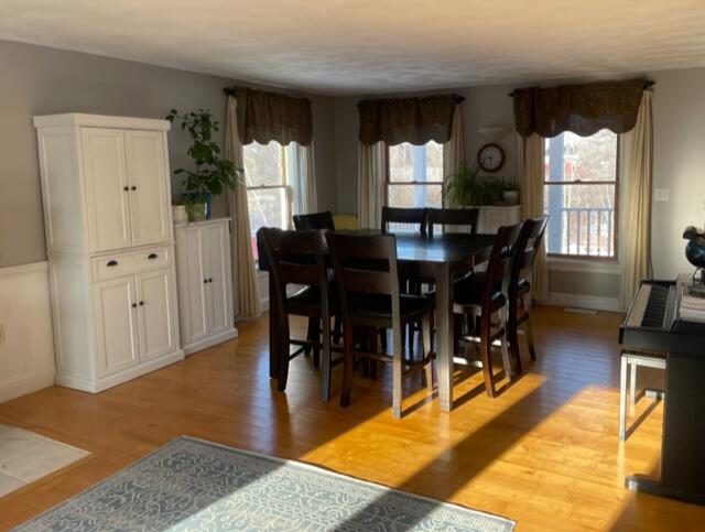 199 Elm Street Mercer, ME 04957 - Photo 3 of 31 IMG_7634