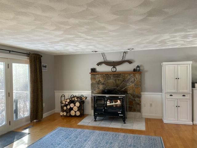 199 Elm Street Mercer, ME 04957 - Photo 4 of 31 IMG_7652