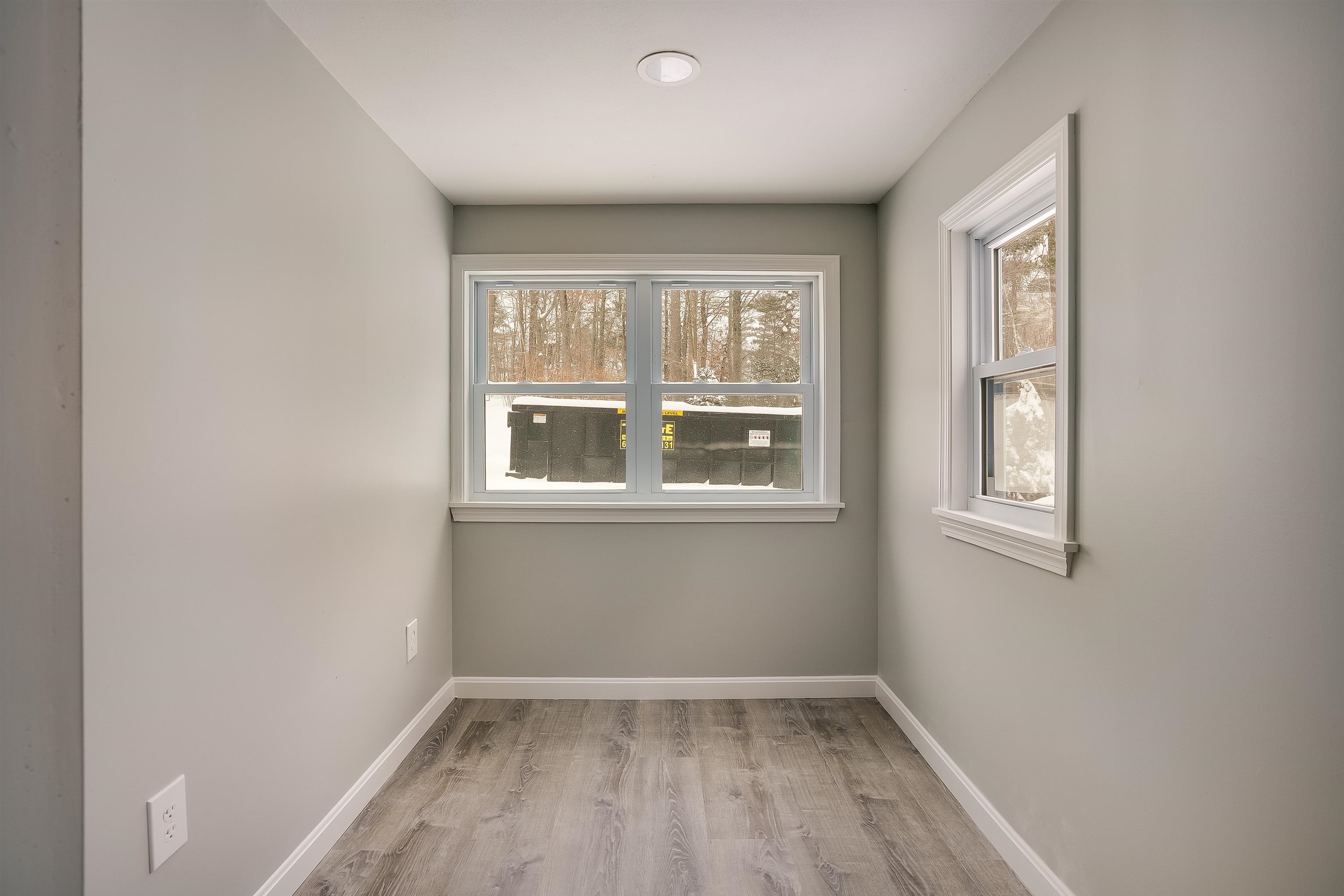 27 London Road Salem, NH 03079 - Photo 12 of 19