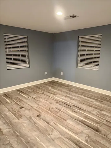 $1,400 | 2322 Central Street, Unit 4, Dickinson, TX 77539