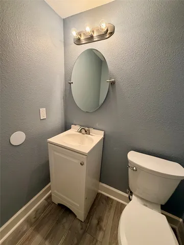 $1,400 | 2322 Central Street, Unit 4, Dickinson, TX 77539