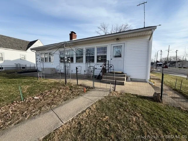 $160,000 | 201 Lee Boulevard, Seymour, IN 47274