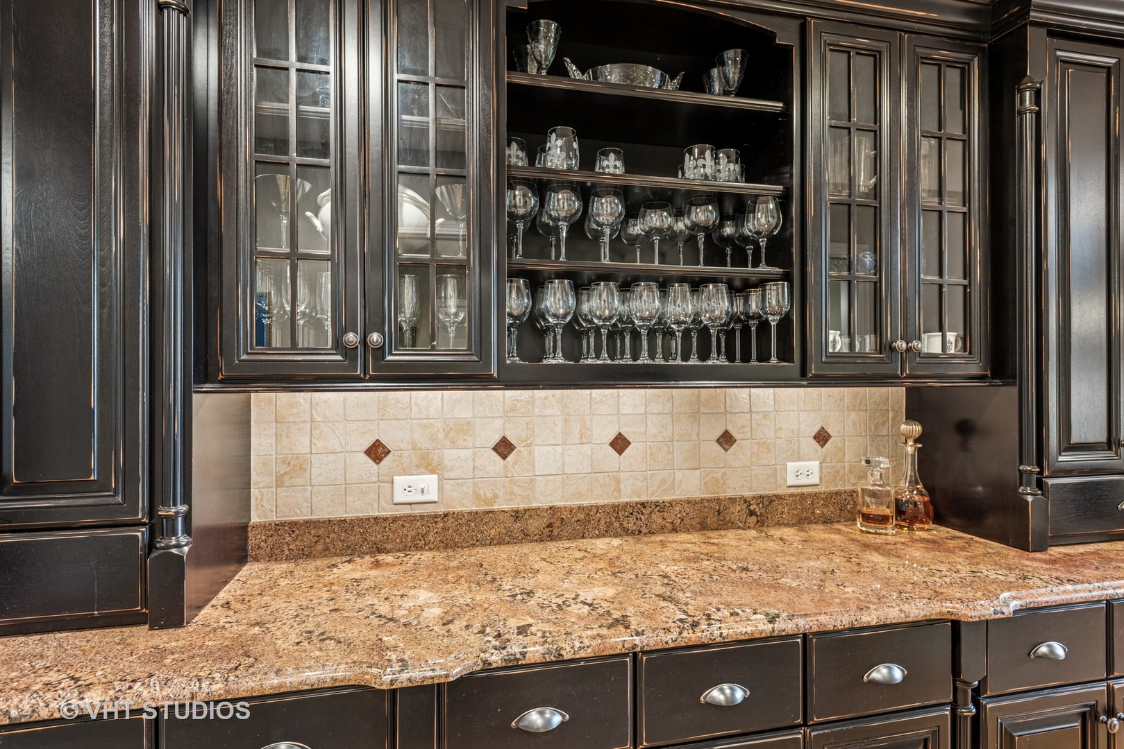 2S560 Seneca Drive Wheaton, IL 60189 - Photo 11 of 46